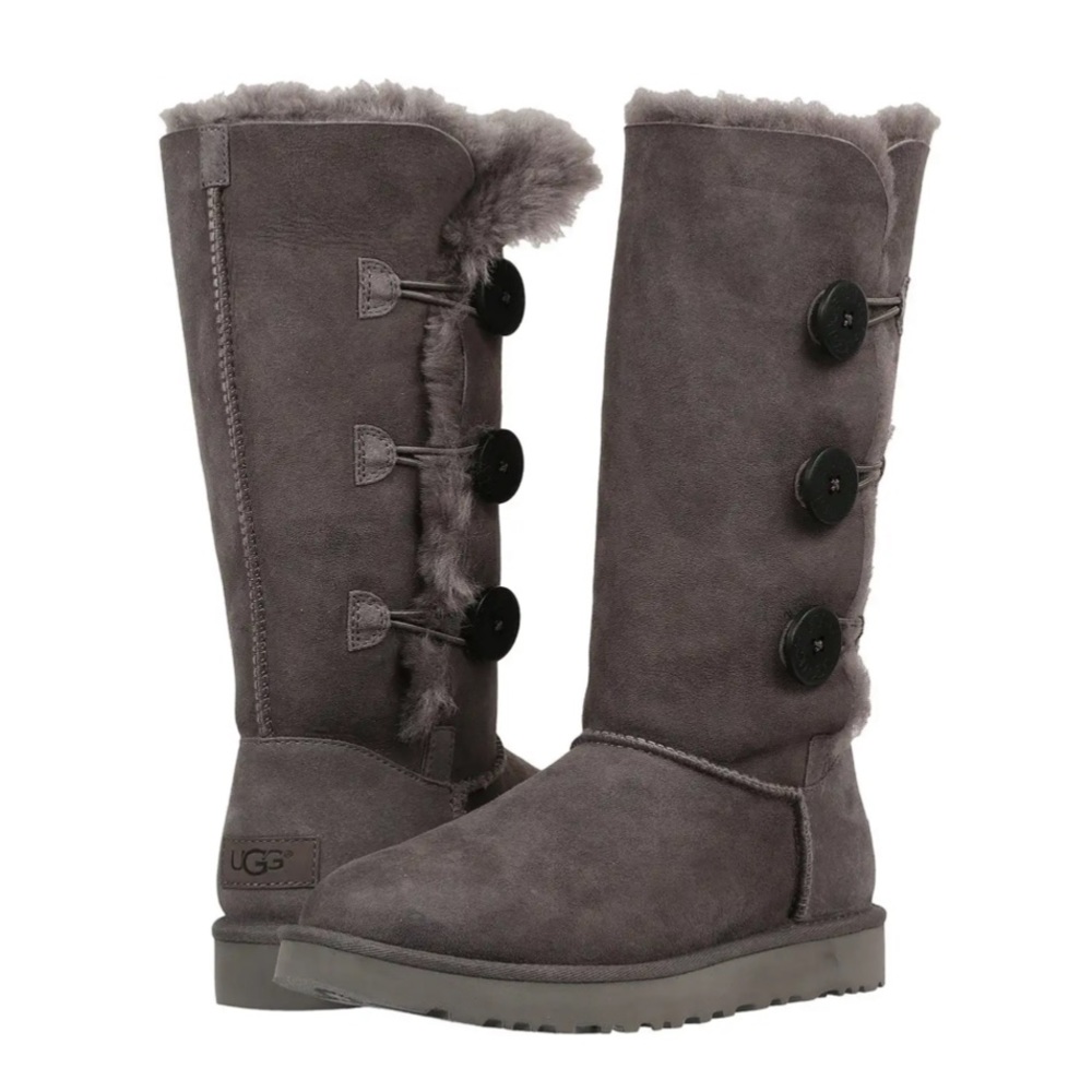UGG Bailey Button Triplet Grey Suede Size 6 Women’s, Size 4 Girl’s- Shea…